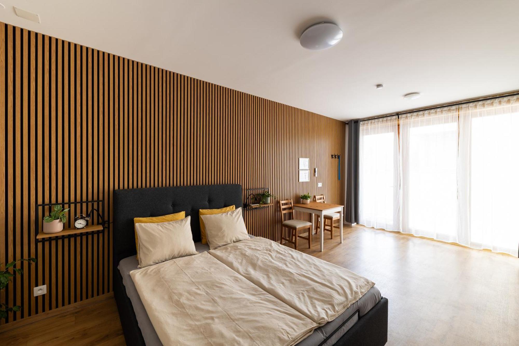 Apartmán Plzeňská 465 *