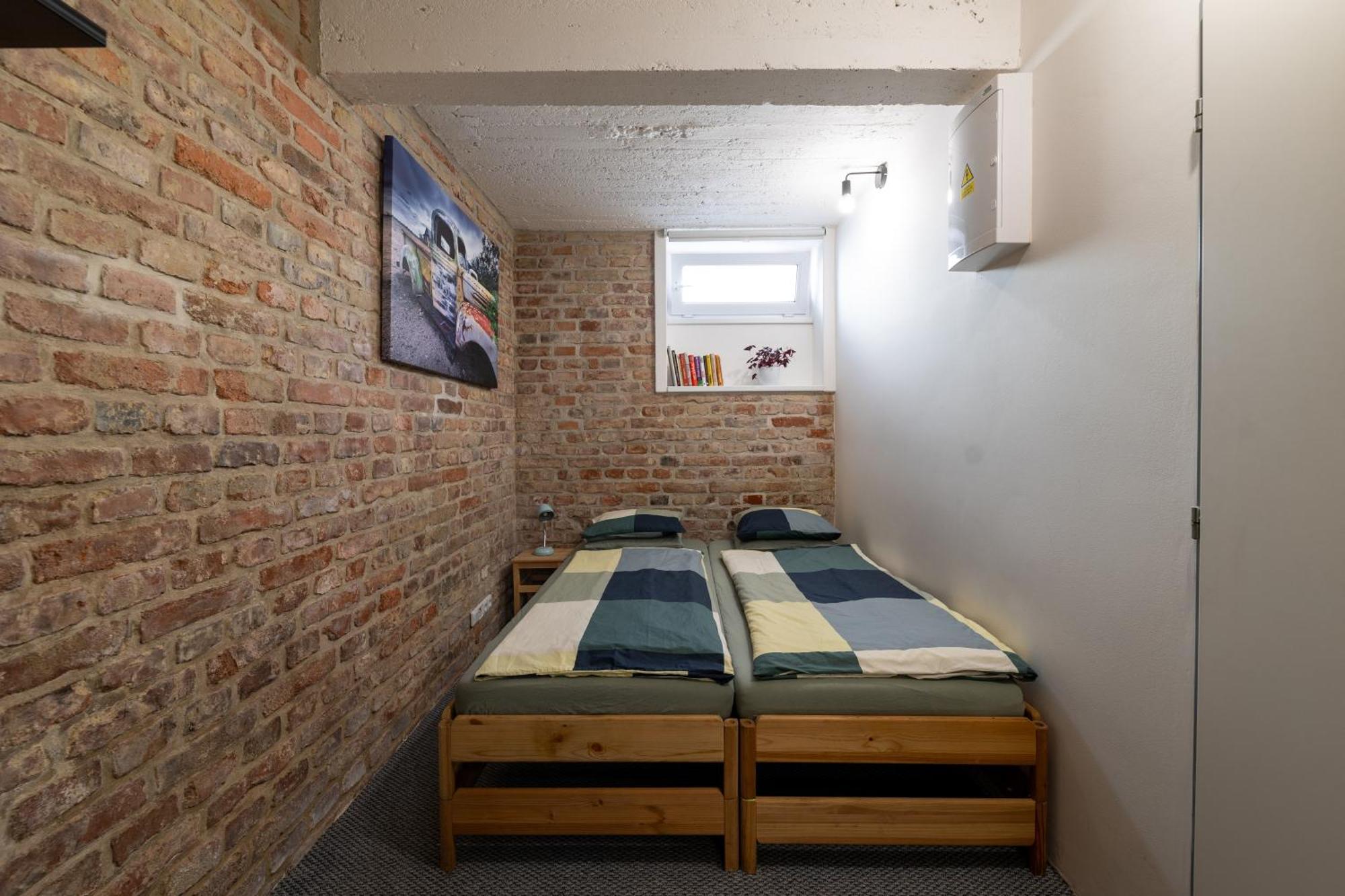 Vousata Dama - Ps3 - Parking Free Apartment *
